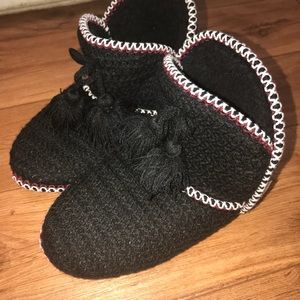 Muk Luks Winter Slippers